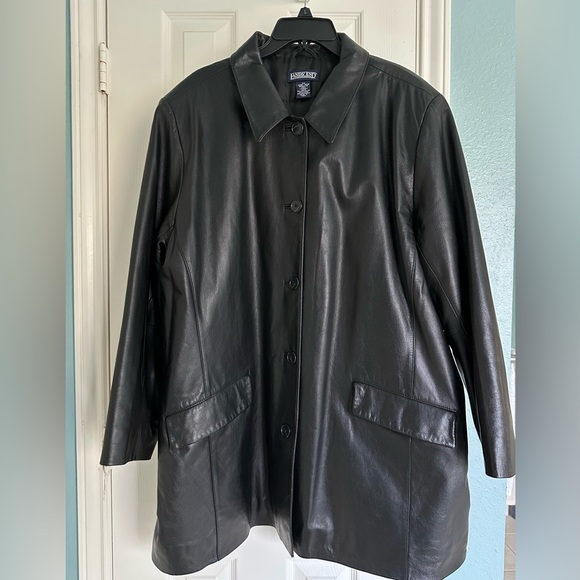 Lands’ End Soft Black Lambskin Leather Overcoat Lined inside pockets size 2X - Picture 1 of 6